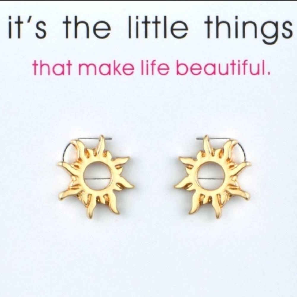 🐘 Dainty Sun Earring Studs